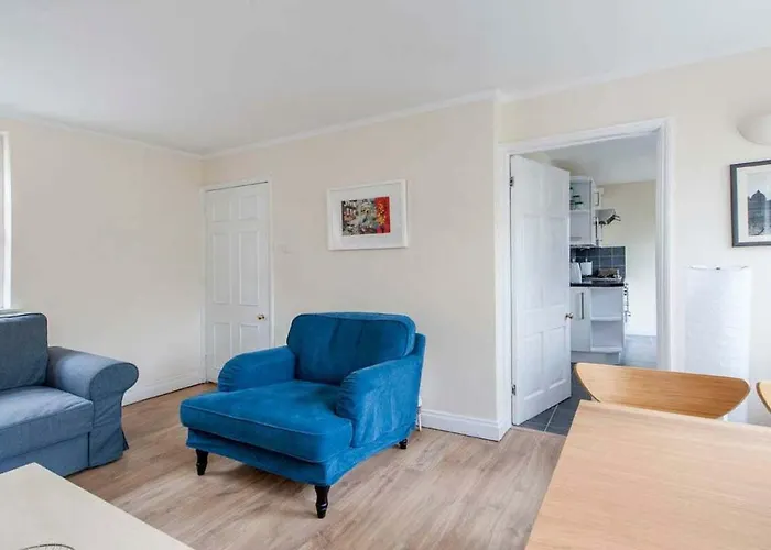 New King Street Apartment